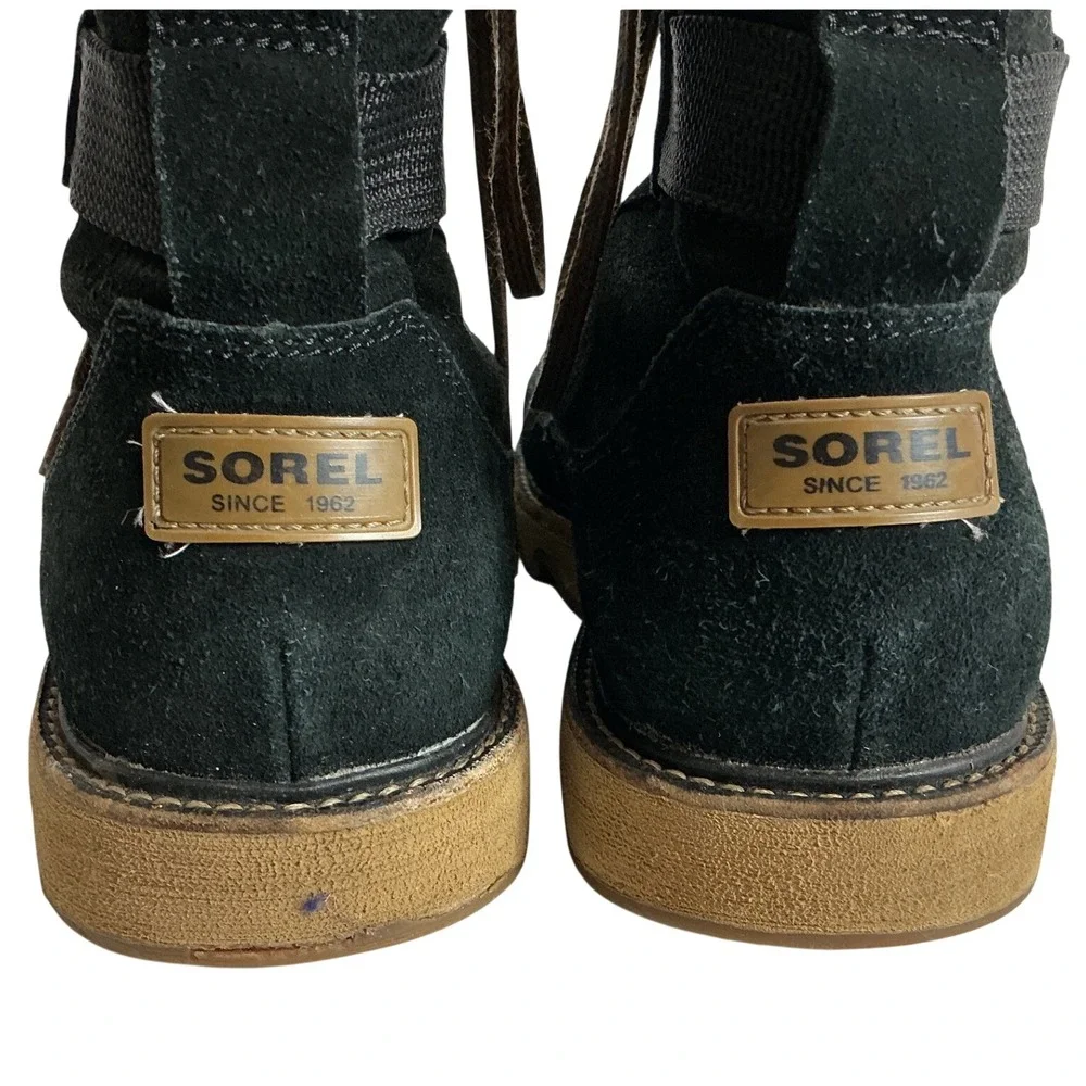 Sorel Men's Size 11  Mad Mukluk Black Water Resistant Winter Boots